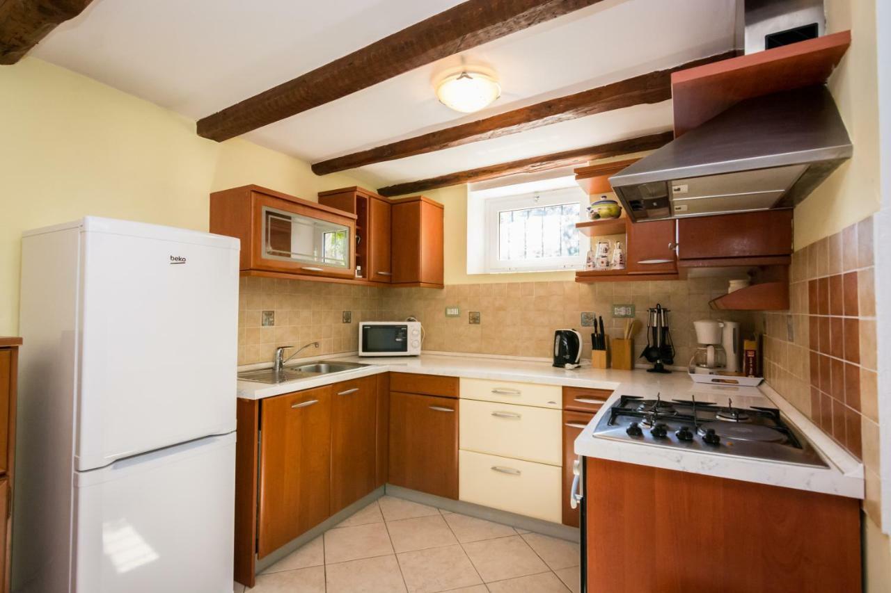 Villa Melita Opatija Bagian luar foto